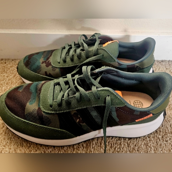 Adidas Run 705 Camo shoes - Picture 4 of 10